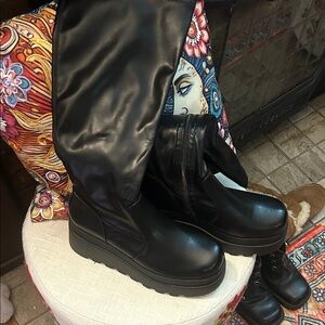 Black Women's Boots